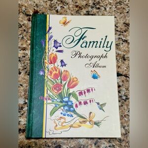 Vintage (Approx. 30 yrs) Family Photograph Album with beautiful cutout pages.